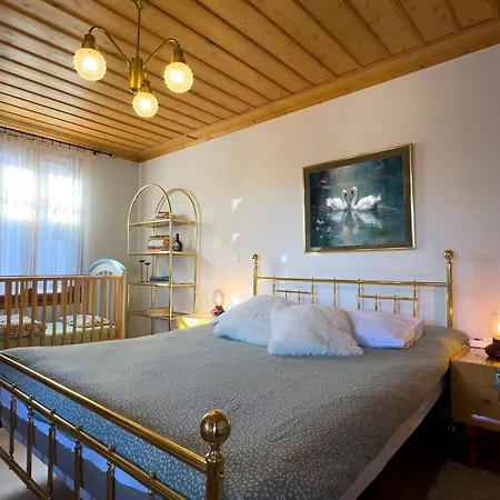 Renovated Old Manor House With Yard Dom wakacyjny