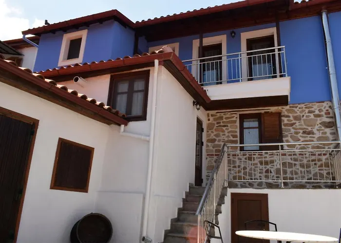 Renovated Old Manor House With Yard Arnea